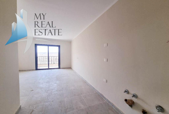 8326723 - Property Image 2