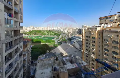 Duplex - 6 Bedrooms - 2 Bathrooms for sale in Ahmed Allam St. - Sporting - Hay Sharq - Alexandria