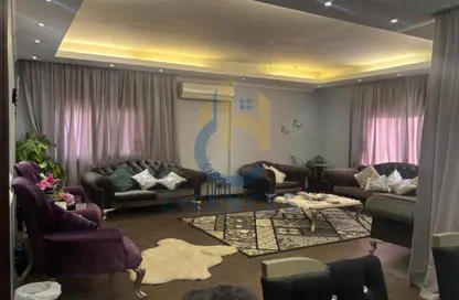 Apartment - 3 Bedrooms - 2 Bathrooms for sale in Doctor Ali Mosharafa St. - Al Narges 6 - Al Narges - New Cairo City - Cairo