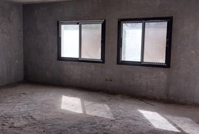 8042721 - Property Image 3