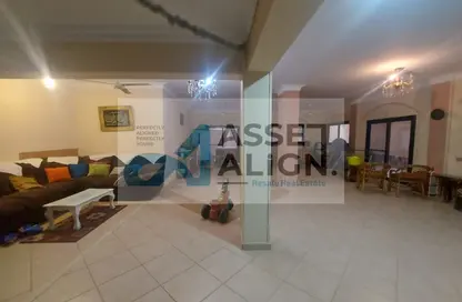 Villa - 7+ Bedrooms - 6 Bathrooms for sale in Ganoob El Acadimia - New Cairo City - Cairo