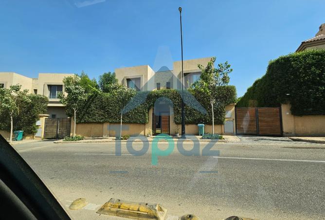 8179798 - Property Image 2