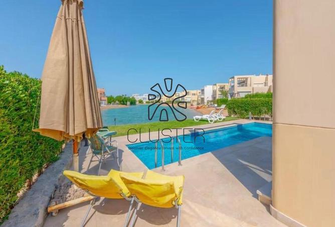 8390090 - Property Image 3