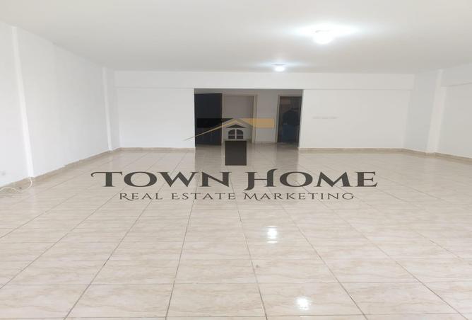 8249463 - Property Image 2