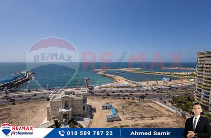 شقة - 3 غرف نوم - 2 حمامات للبيع في طريق الجيش - جليم - حي شرق - الاسكندرية