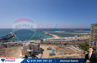 شقة - 3 غرف نوم - 2 حمامات للبيع في طريق الجيش - جليم - حي شرق - الاسكندرية