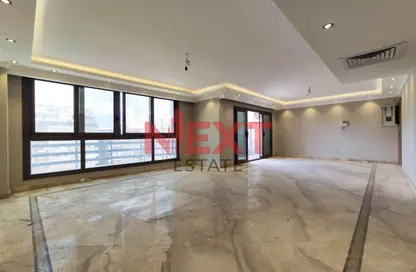 Apartment - 3 Bedrooms - 3 Bathrooms for rent in Mohamed Fawzy Moaz St. - Smouha - Hay Sharq - Alexandria