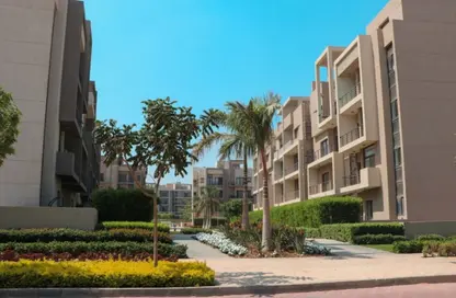 Apartment - 1 Bedroom - 1 Bathroom for sale in Fifth Square - The 5th Settlement - New Cairo City - Cairo