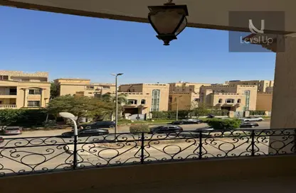 شقة - 3 غرف نوم - 2 حمامات للبيع في المنطقة ب - حى جنوب الاكايمية - مدينة القاهرة الجديدة - القاهرة