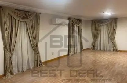 Apartment - 3 Bedrooms - 3 Bathrooms for rent in 9th District - Sheikh Zayed City - Giza