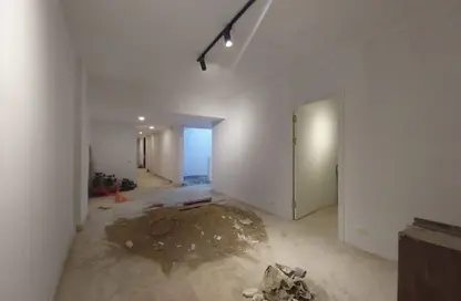 Apartment - 1 Bedroom - 1 Bathroom for sale in Sarayat Al Maadi - Hay El Maadi - Cairo