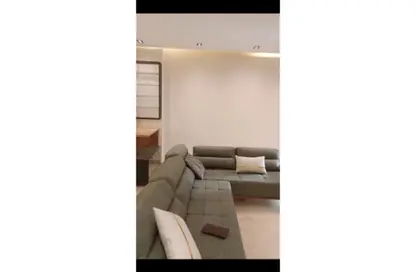 شقة - غرفة نوم - 2 حمامات للبيع في مون ريزيدنس - فيفث سكوير - التجمع الخامس - مدينة القاهرة الجديدة - القاهرة