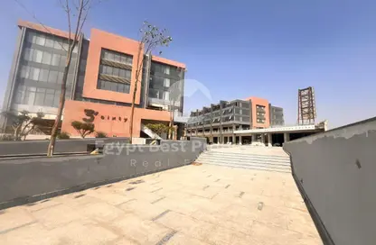 Office Space - Studio - 1 Bathroom for sale in Three Sixty - 5th Settlement Compounds - The 5th Settlement - New Cairo City - Cairo