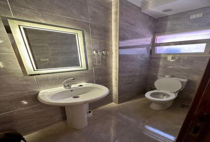 8111596 - Property Image 2