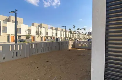 Townhouse - 4 Bedrooms - 4 Bathrooms for rent in Al Burouj Compound - El Shorouk Compounds - Shorouk City - Cairo