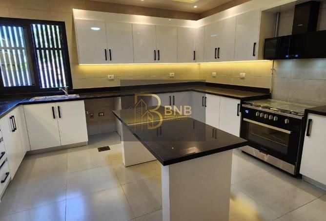 8038612 - Property Image 3
