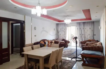 Apartment - 3 Bedrooms - 1 Bathroom for rent in Al Hilton St. - Smouha - Hay Sharq - Alexandria
