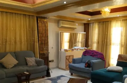 Apartment - 3 Bedrooms - 3 Bathrooms for sale in Abou Dawoud Al Zahery St. - 6th Zone - Nasr City - Cairo