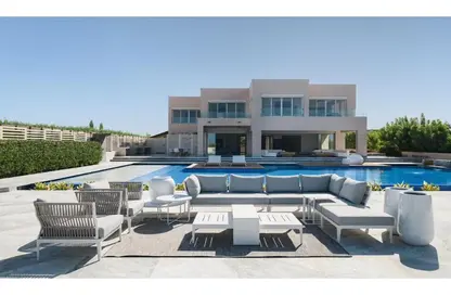 فيلا - 6 غرف نوم - 8 حمامات للبيع في هاسييندا باي - سيدي عبد الرحمن - الساحل الشمالي