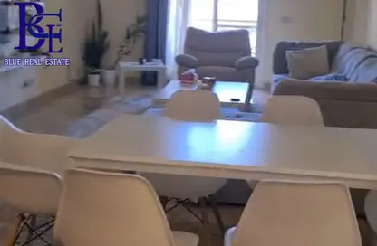 شقة - 2 غرف نوم - 1 حمام للبيع في حدائق المهندسين - الحي الرابع - الشيخ زايد - الجيزة