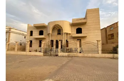 Apartment - 3 Bedrooms - 3 Bathrooms for sale in Al Bostan St. - 9th District - Sheikh Zayed City - Giza