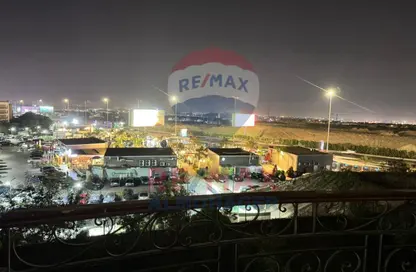 شقة - 4 غرف نوم - 3 حمامات للبيع في المنطقة السياحية الرابعة - المنطقة السياحية - الحي المتميز - مدينة 6 أكتوبر - الجيزة