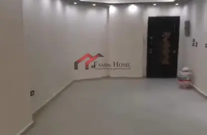 Apartment - 3 Bedrooms - 1 Bathroom for rent in Street 4 - Al Waha City - 10th District - Nasr City - Cairo