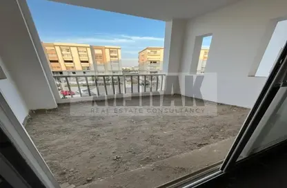 Apartment - 3 Bedrooms - 3 Bathrooms for sale in Hyde Park - 5th Settlement Compounds - The 5th Settlement - New Cairo City - Cairo
