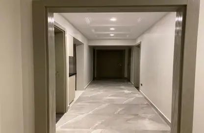 Apartment - 3 Bedrooms - 3 Bathrooms for rent in Lagoon Beach Park - Mountain View iCity - 5th Settlement Compounds - The 5th Settlement - New Cairo City - Cairo