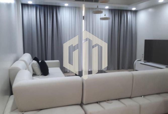 8221357 - Property Image 2