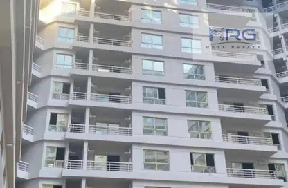 Apartment - 2 Bedrooms - 1 Bathroom for sale in Degla Landmark - Nasr City Compounds - Nasr City - Cairo