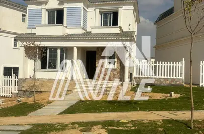 Villa - 4 Bedrooms - 4 Bathrooms for sale in Mountain View iCity - 5th Settlement Compounds - The 5th Settlement - New Cairo City - Cairo