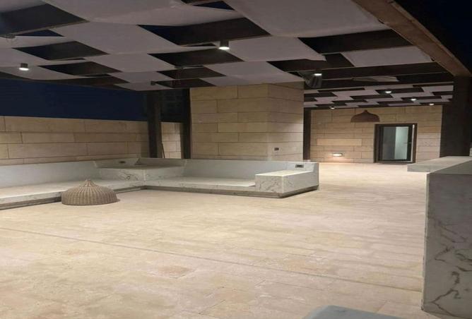 8324629 - Property Image 2