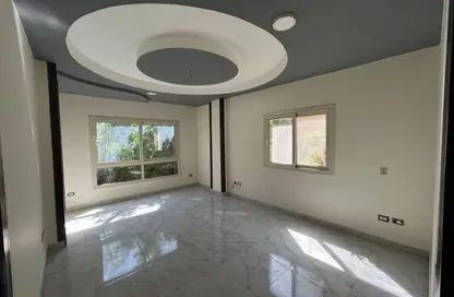 Apartment - 4 Bedrooms - 2 Bathrooms for rent in Beram Al Tunsi St. - Al Narges 1 - Al Narges - New Cairo City - Cairo