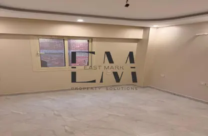 Apartment - 3 Bedrooms - 2 Bathrooms for rent in North Lotus - El Lotus - New Cairo City - Cairo