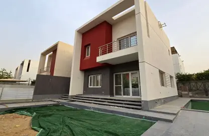 Townhouse - 3 Bedrooms - 4 Bathrooms for sale in Madinaty - Cairo