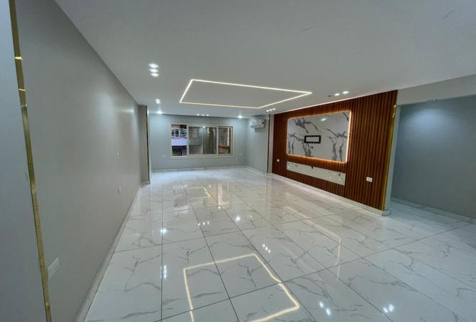 8082513 - Property Main Image
