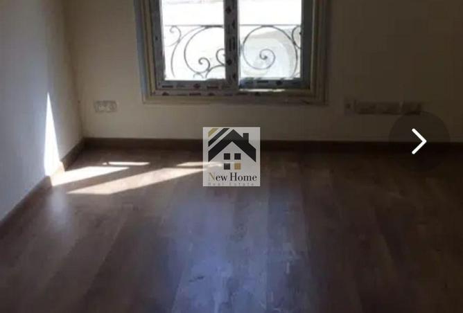 8194420 - Property Image 2