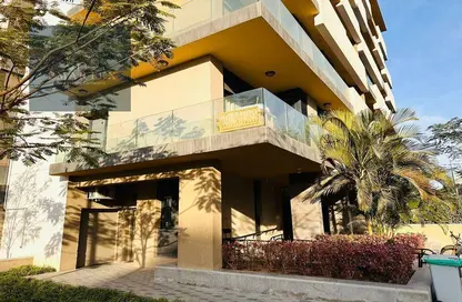 شقة - 2 غرف نوم - 2 حمامات للبيع في كمبوند البروج - كمبوندات الشروق - مدينة الشروق - القاهرة