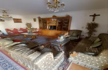Apartment - 3 Bedrooms - 2 Bathrooms for sale in Nasr City - Cairo