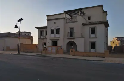 Twin House - 3 Bedrooms - 4 Bathrooms for sale in Mivida - 5th Settlement Compounds - The 5th Settlement - New Cairo City - Cairo