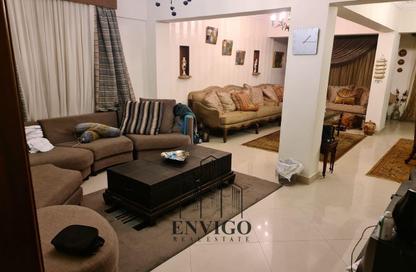 Apartment - 3 Bedrooms - 2 Bathrooms for sale in Mostafa Al Nahas St. - 6th Zone - Nasr City - Cairo