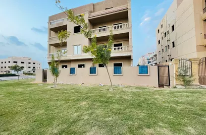 Duplex - 3 Bedrooms - 3 Bathrooms for sale in 4th District West - Shorouk City - Cairo