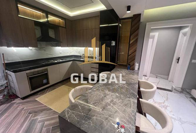7911403 - Property Image 2
