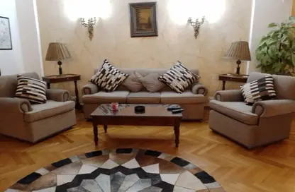 شقة - 2 غرف نوم - 2 حمامات للايجار في شارع اسماعيل محمد - الزمالك - القاهرة