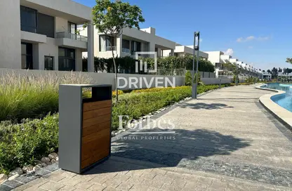 Twin House - 3 Bedrooms - 3 Bathrooms for sale in Lake West - Sheikh Zayed Compounds - Sheikh Zayed City - Giza