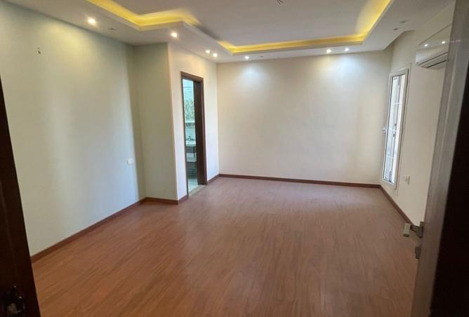 8068929 - Property Image 3