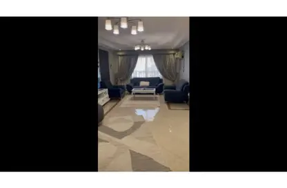 شقة - 3 غرف نوم - 2 حمامات للايجار في شارع افريقيا - امتداد مصطفي النحاس - المنطقة التاسعة - مدينة نصر - القاهرة