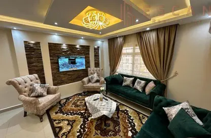 شقة - 3 غرف نوم - 2 حمامات للايجار في مدينتي - القاهرة