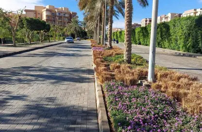 Apartment - 4 Bedrooms - 2 Bathrooms for sale in Garden Gate - Ashgar City - Al Wahat Road - 6 October City - Giza